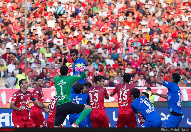 هشتاد و سومین داربی تیم های فوتبال استقلال و پرسپولیس