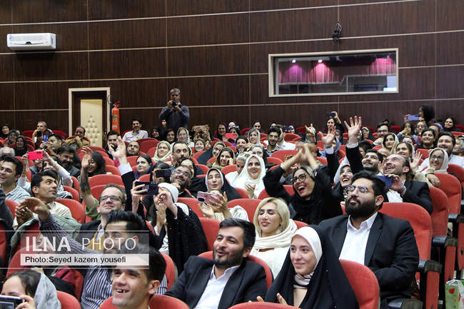 همایش تجلیل از زوج‌ های جوان در تبریز 