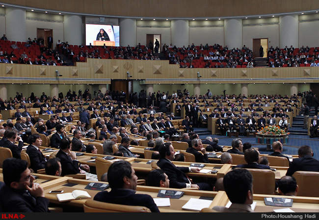  کنفرانس رونمایی از قراردادهای جدید نفتی ایران