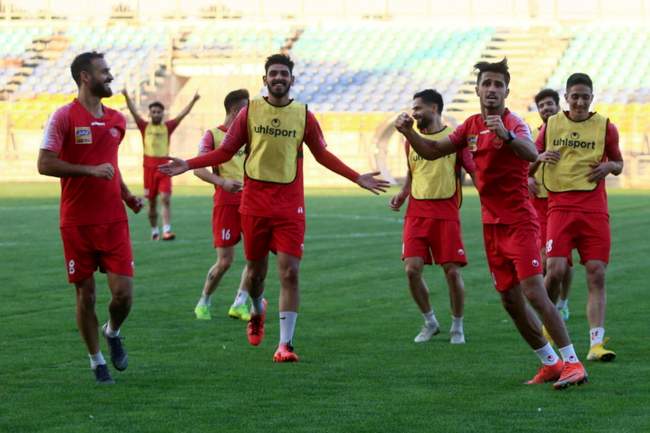 گزارش تصویری: پرسپولیس آماده برگزاری جشن قهرمانی در مسجد سلیمان 