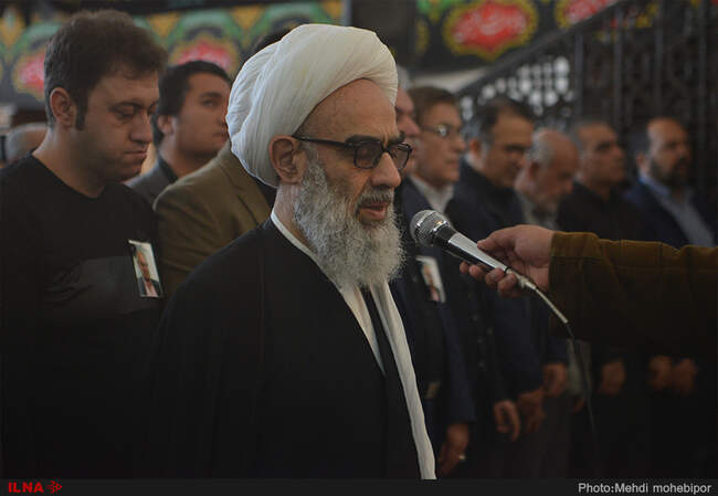 مراسم تشییع پیکر پاک زنده یاد فرامرز درخشنده سرپرست روزنامه کار و کارگر و خبرگزارى ایلنا 
