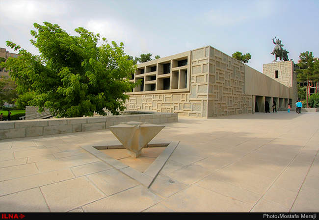 موزه و مقبره نادر شاه افشار در شهر مشهد