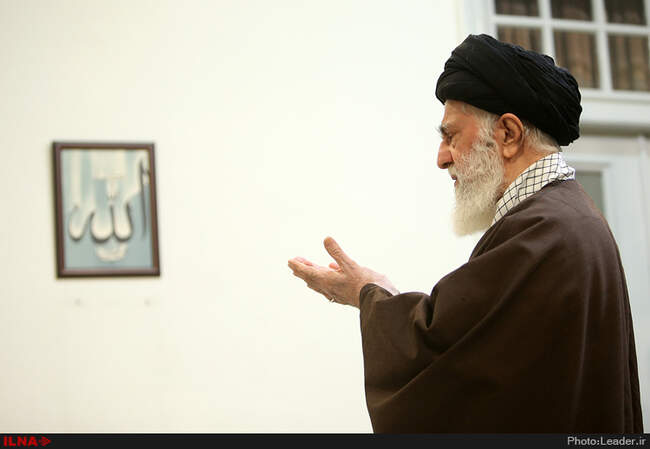 دیدار جمعی از فرماندهان و مسئولان نیروی دریایی ارتش با رهبرانقلاب اسلامی 