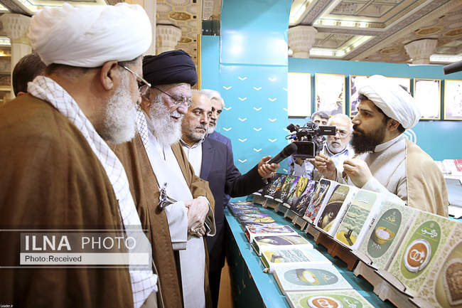 بازدید رهبرانقلاب از سی و پنجمین نمایشگاه بین‌المللی کتاب تهران