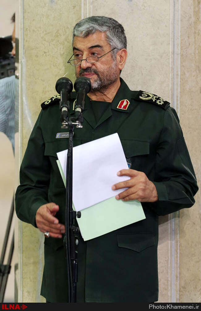 دیدار فرماندهان سپاه پاسداران انقلاب اسلامی‌ با حضرت آیت‌الله خامنه‌ای