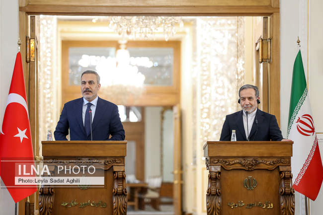 دیدار وزرای امور خارجه ایران و ترکیه