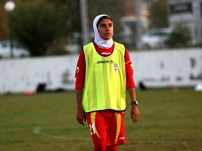 خسروی: تمام تلاشمان را می کنیم تا نسلی شگفتی ساز در فوتبال بانوان باشیم