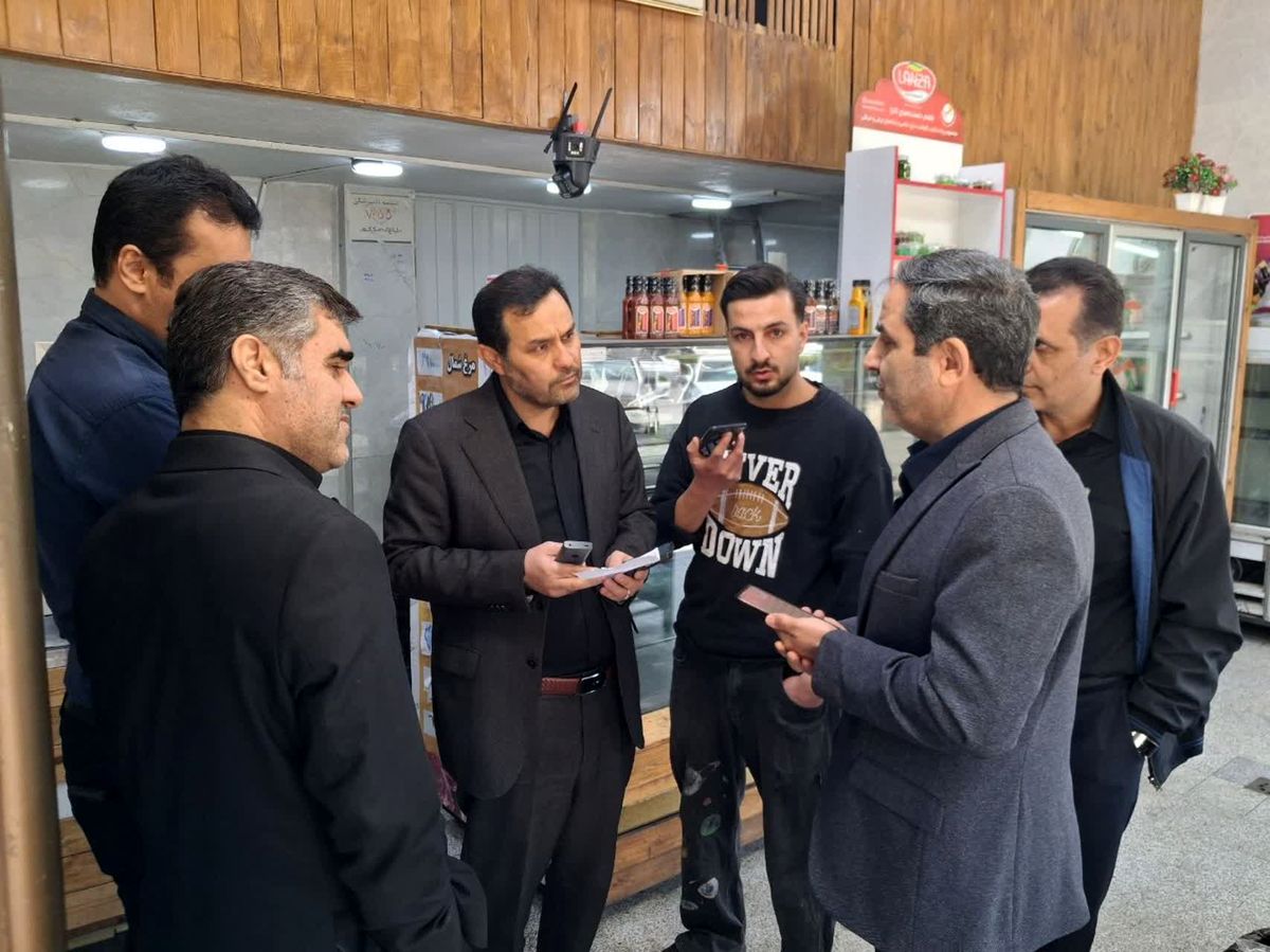 استان البرز در تأمین کالاهای اساسی هیچ‌گونه کمبودی ندارد/تعطیلی واحدهای صنفی را گزارش کنید