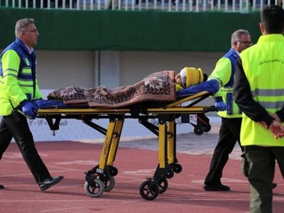 هوادار سپاهان به بیمارستان منتقل شد