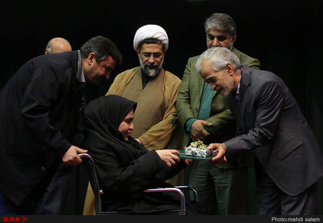 مراسم تقدیر از قرآن‌آموزان برتر جامعه‌ی کارگری