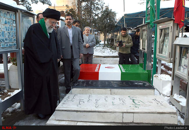 حضور رهبر انقلاب در مرقد مطهر امام راحل و گلزار شهدای بهشت زهرا(س)