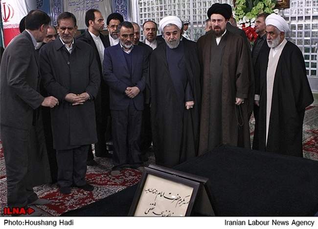 تجدید میثاق رییس‌جمهور و هیات دولت با آرمان‌های امام(ره)