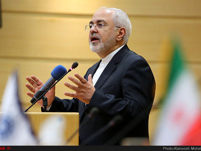 Zarif: US trying to resuscitate the past