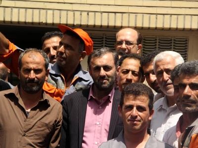به تعویق افتادن راه‌اندازی شرکت سهامی خاص شهرداری خیانت به کارگران ‌است