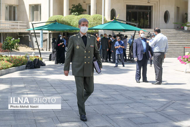  امیر حاتمی