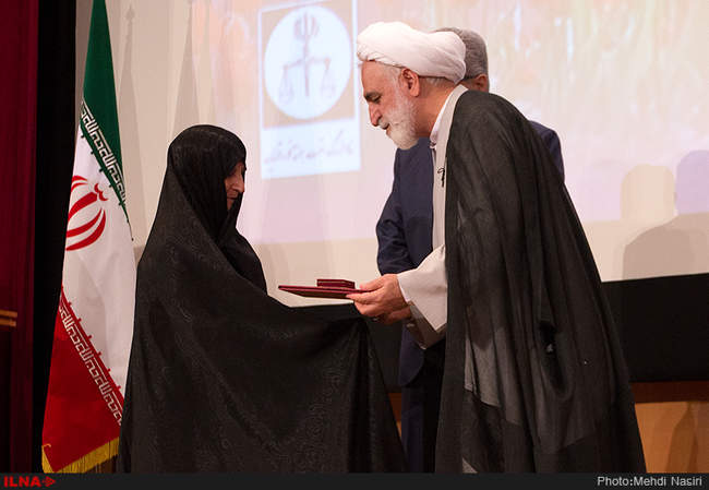 دیدار معاون اول قوه قضائیه با خانواده های شهدا، جانبازان و ایثارگران