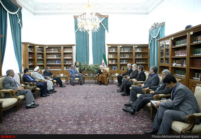 دیدار اعضای هیأت رئیسه فدراسیون هندبال با آیت الله هاشمی رفسنجانی