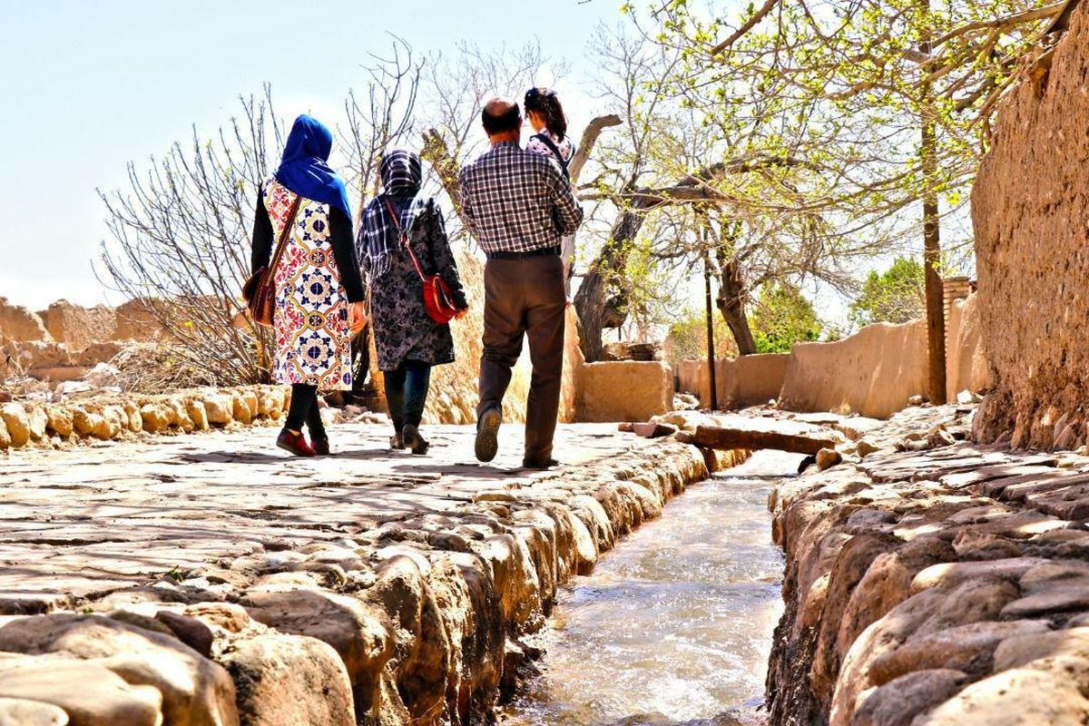 ایجاد اولین جاده سلامت باغ راهی کشور در سمنان 