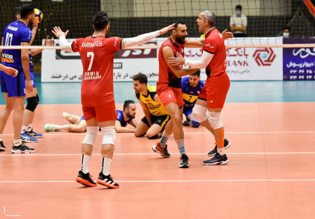 گزارش تصویری دیدار آذرباتری ارومیه - شهرداری ارومیه