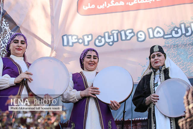 دومین جشنواره موسیقی خیابانی اقوام ایرانی در کامیاران