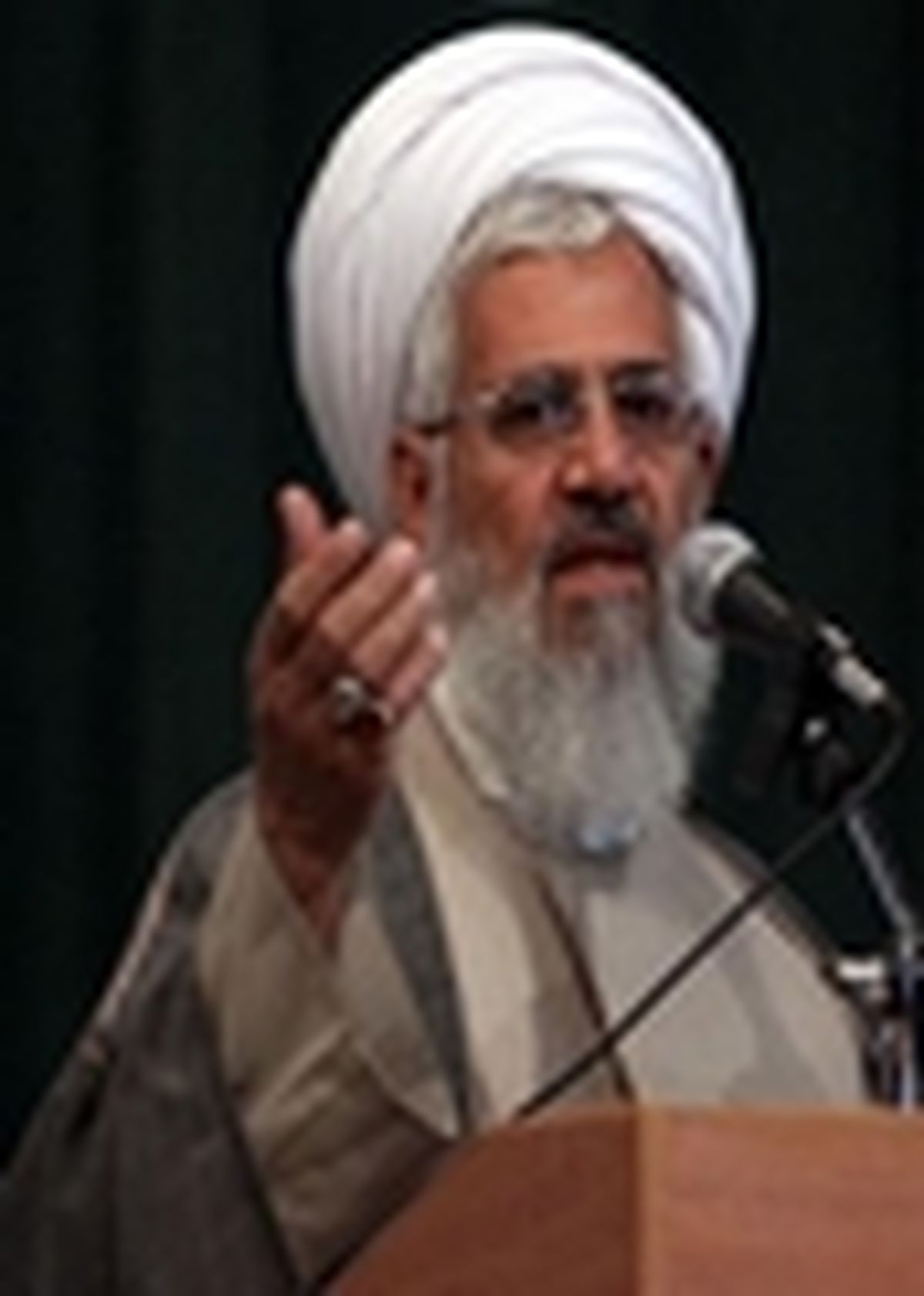 اقتدار نظام جمهوری اسلامی ایران مرهون خون شهداست