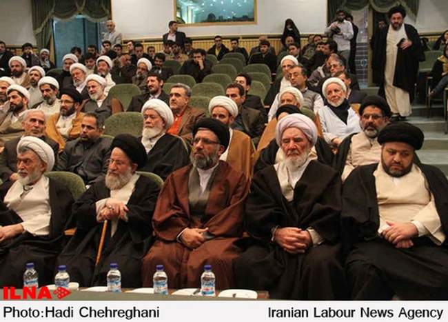 رونمایی از کتاب حضرت آیت الله العظمی موسوی اردبیلی