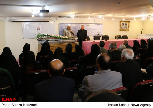 مراسم تشییع پیکر داوود رمضان شیرازی ناشر پیشکسوت