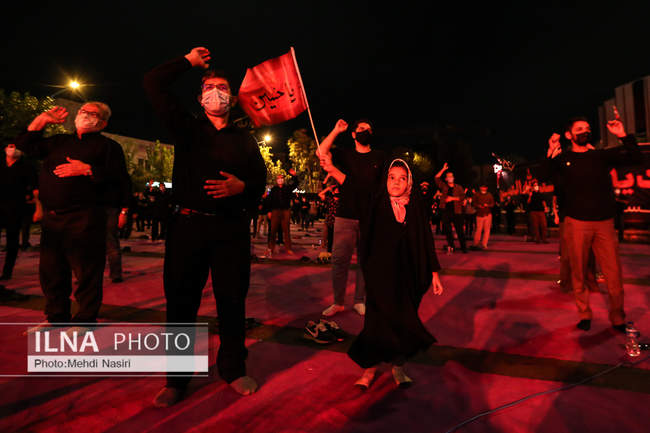 عزاداری شب پنجم محرم در میدان فلسطین تهران