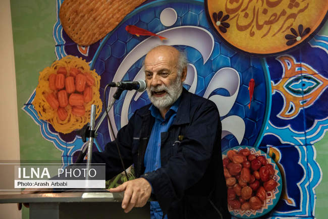  ضیافت افطاری خانه کارگر با حضور  کارگران و بازنشستگان 