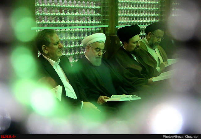 تجدید میثاق رئیس جمهور و اعضای هیئت دولت با آرمان های امام راحل