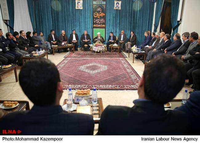 38912