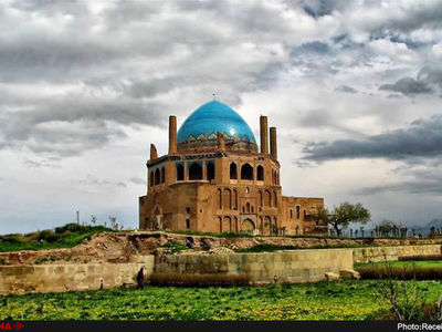 نمایشگاه دائمی سنگ‌نوشته‌‌های تاریخی در گنبد سلطانیه/ کشفیات جدید از طراحی نام حضرت علی (ع)/ سلطانیه پایگاه پژوهش‌های ایلخانی می‌شود