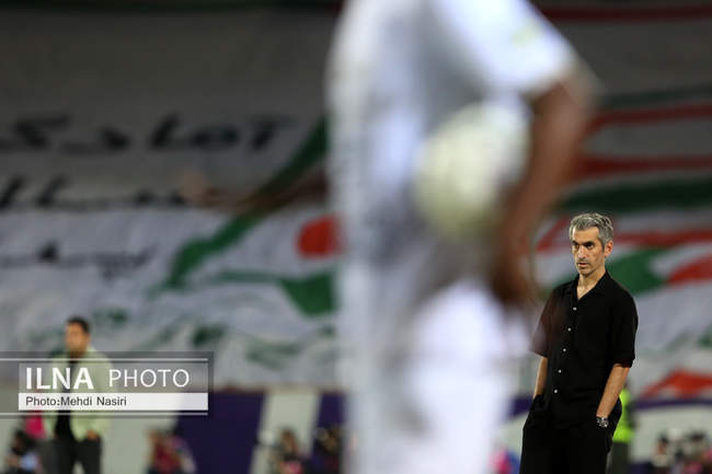 دیدار تیمهای فوتبال استقلال تهران و چادرملو یزد