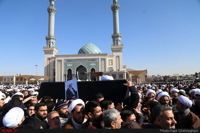 مراسم تشییع و تدفین آیت الله محمد مومن در قم