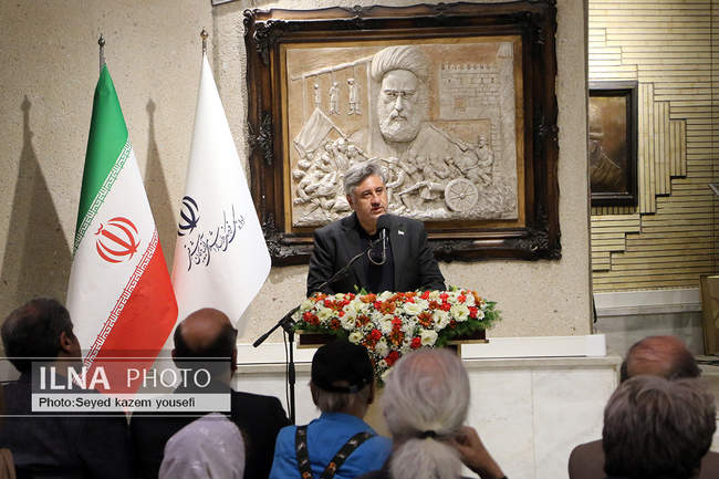 افتتاح جشنواره تئاتر استانهای کشور در تبریز