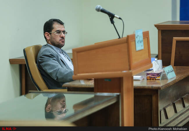 از درگیری لفظی زنجانی با وکیل وزارت نفت تا اخراج متهم ردیف اول