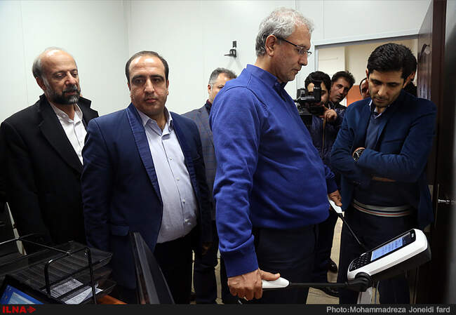 بازدید وزیر تعاون، کار و رفاه اجتماعی  از دو کارخانه سرم سازی سها و کانتینر سازی ماموت 