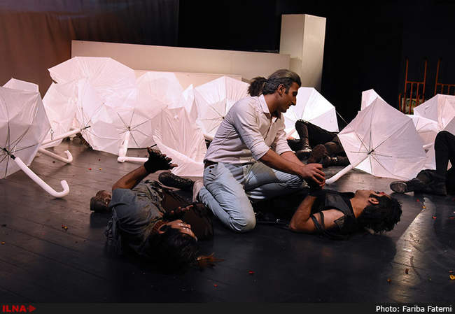 نمایش دربارانداز 