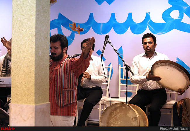 دیدار رئیس جمهور از خانه سالمندان و معلولین مجتمع قدس