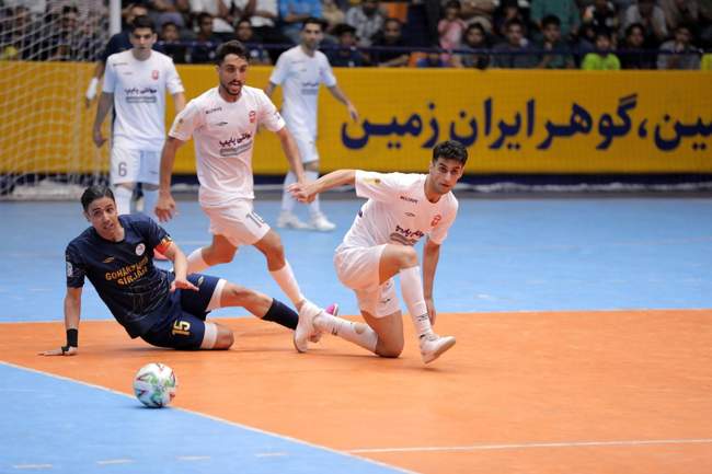 گزارش تصویری دیدار گیتی پسند و گهرزمین سیرجان