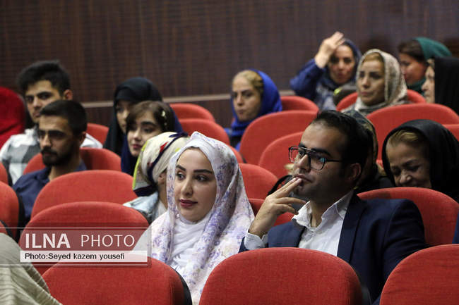همایش تجلیل از زوج‌ های جوان در تبریز 