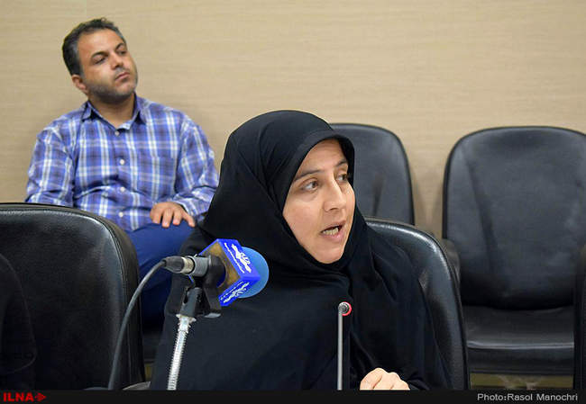 دیدار وزیر کار با خانواده های جانباختگان حادثه معدن آزادشهر