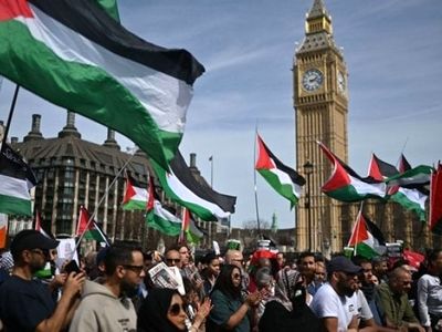 Hundreds of thousands are expected to participate in a pro-Palestine demonstration in London
