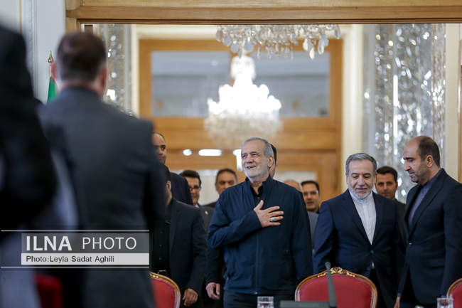 حضور رییس جمهور در جمع مدیران ارشد وزارت امور خارجه