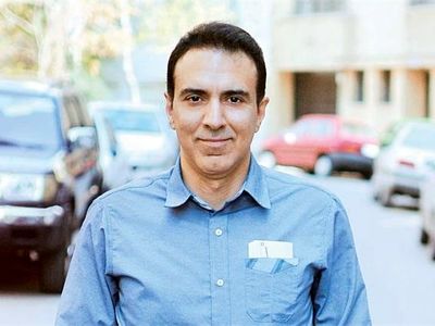 سنگ تمام «مزدک میرزایی» برای تلویزیون موساد؛ دوست نداریم ایران برنده باشد! + فیلم