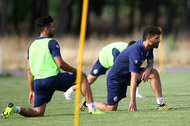 ژست های ویژه بازیکنان استقلال در تمرین امروز  (گزارش تصویری)