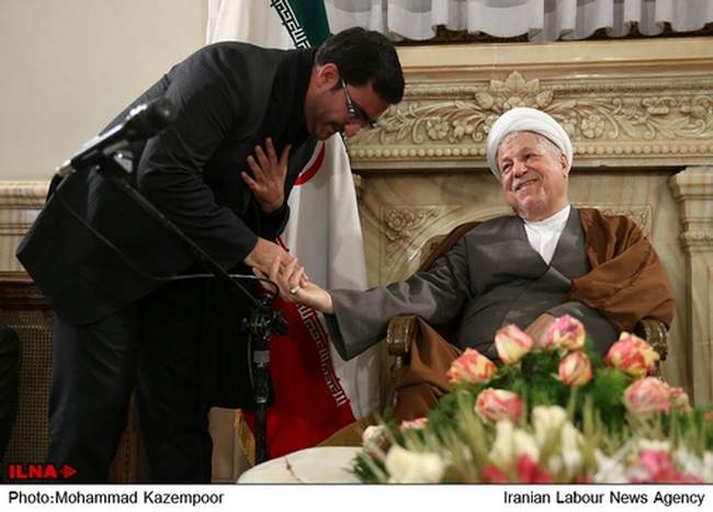 دیدار شرکت کنندگان نشست مشترک دانشجویان دانشگاهها با آیت الله هاشمی