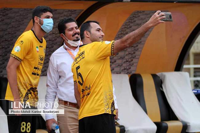 برد سپاهان برابر صنعت نفت آبادان 