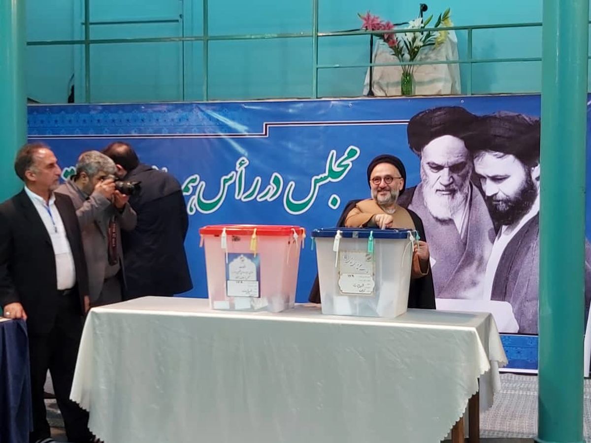 ابطحی در انتخابات شرکت کرد