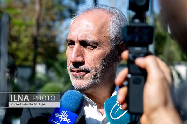 حاشیه جلسه هیات دولت - ۷ آبان